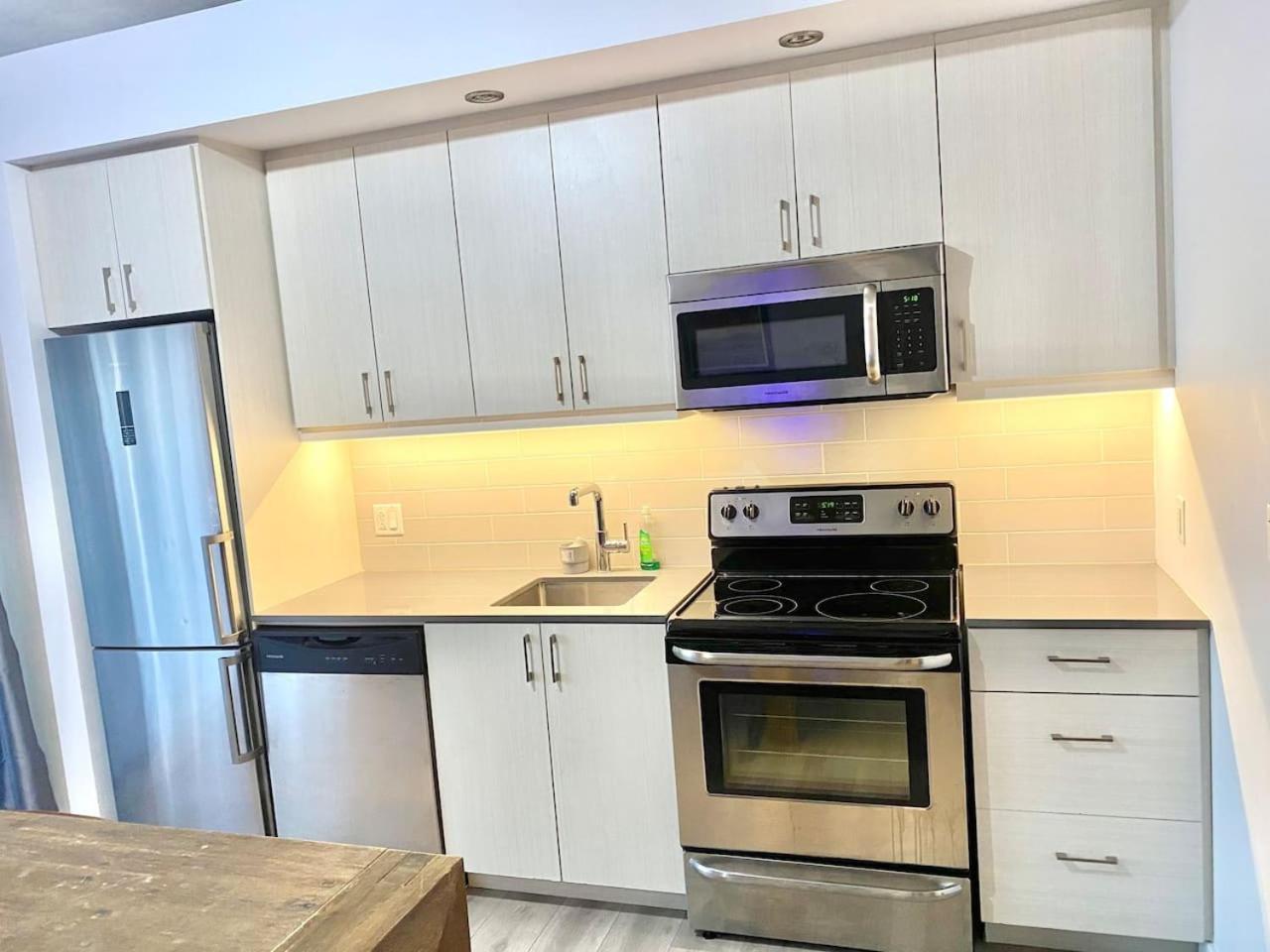 Amazing Loft In Old Port Appartement Montréal